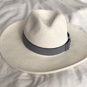 Brand New Fedora